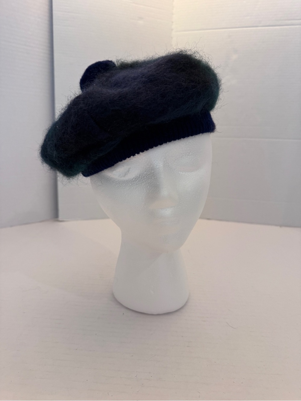James Pringle Weavers Hat Beret Mens One Size Navy Wool Scotland